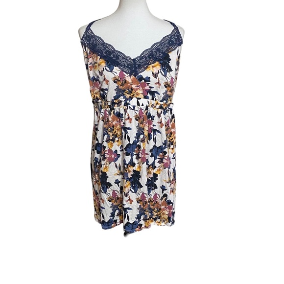 Cacique Lane Bryant 26/28 lot of 4 gowns - Picture 11 of 16